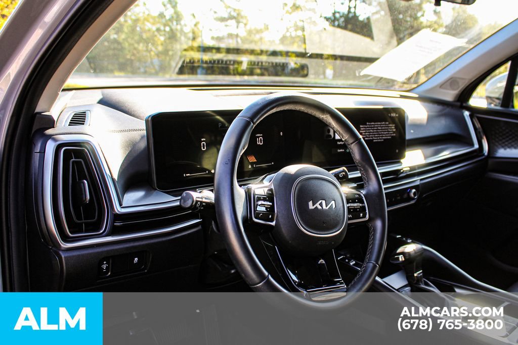Used 2025 Kia Sorento S FWD image 23