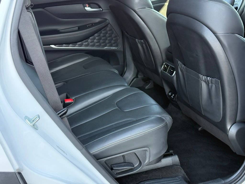Used 2023 Hyundai Santa Fe Limited image 25