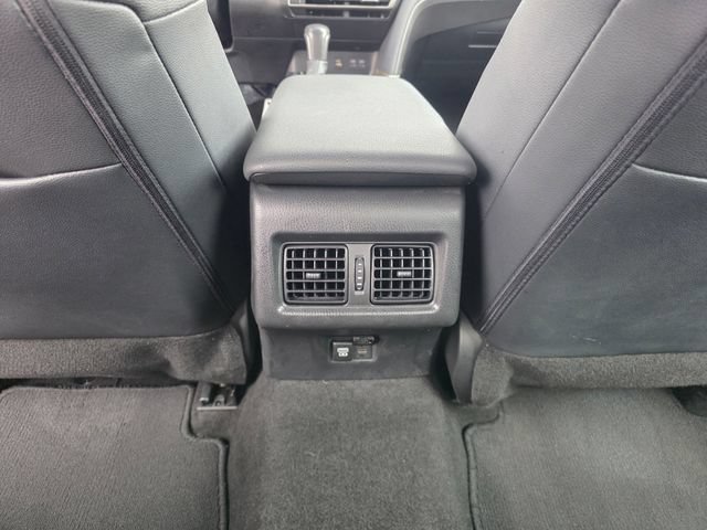 Used 2025 Toyota Camry SE FWD image 20