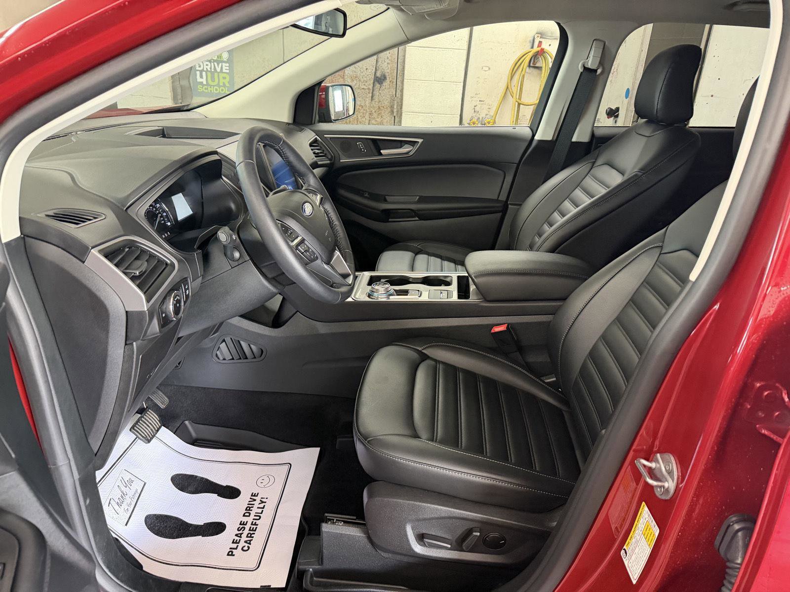 Used 2023 Ford Edge SEL w/ Convenience Package AWD/4WD image 21