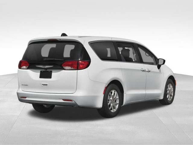 Used 2023 Chrysler Voyager LX FWD image 37