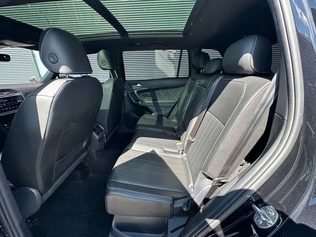 Used 2024 Volkswagen Tiguan SE R-Line AWD/4WD image 29