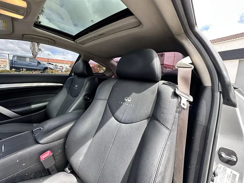 Used 2014 INFINITI Q60 Journey w/ Premium Package RWD image 23