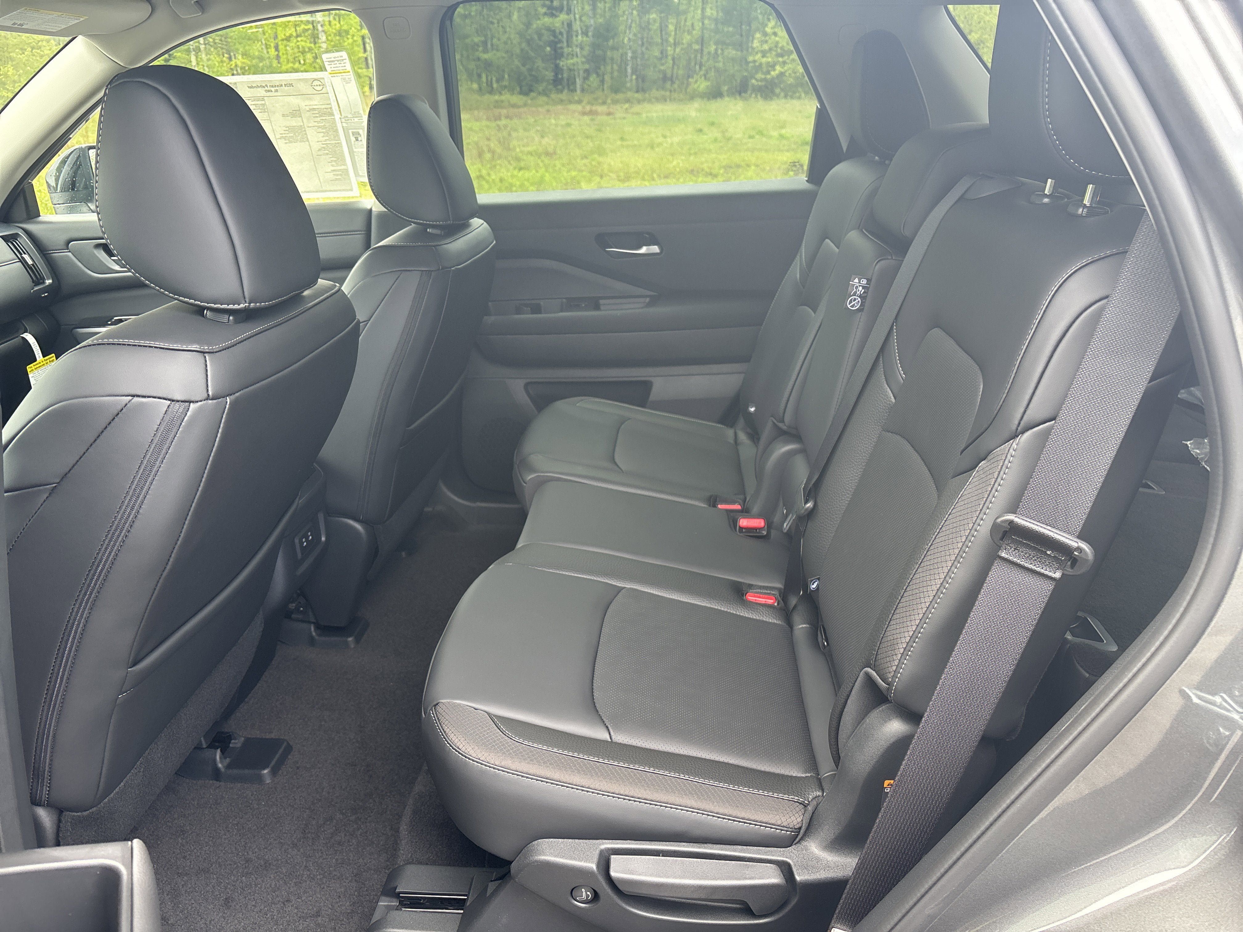 New 2026 Nissan Pathfinder SL AWD/4WD image 26