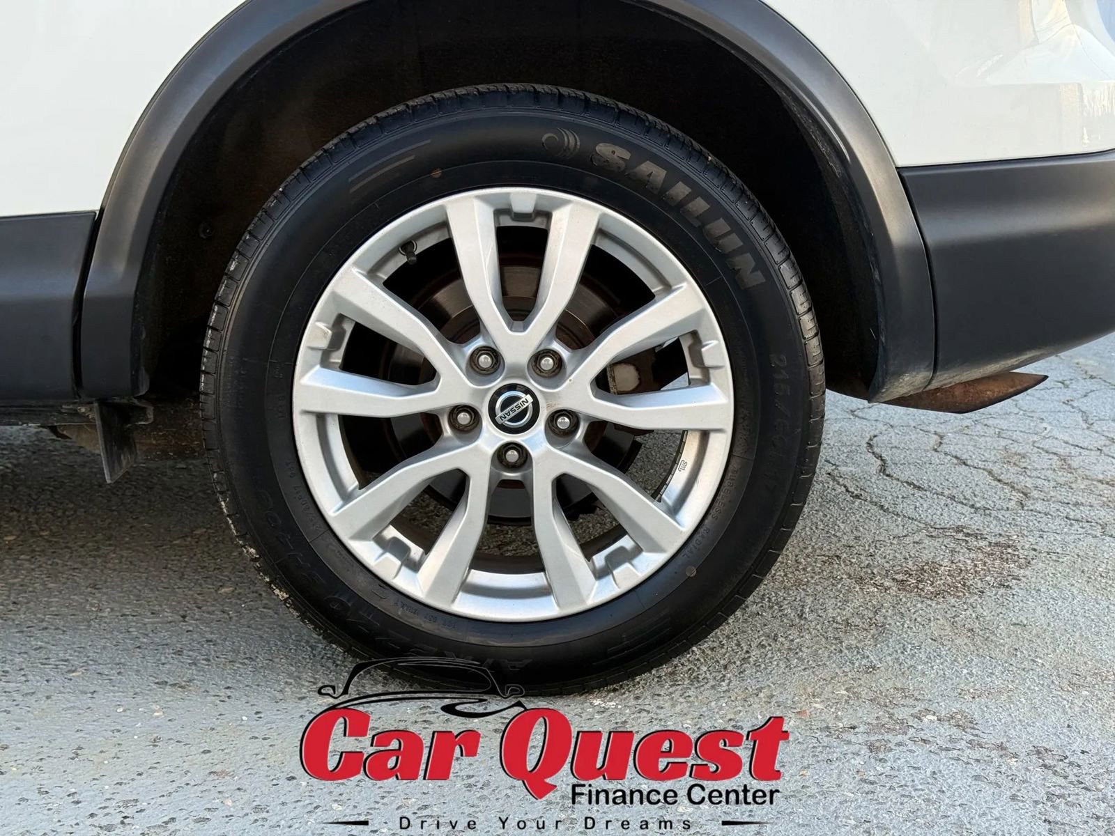 Used 2021 Nissan Rogue Sport S image 26