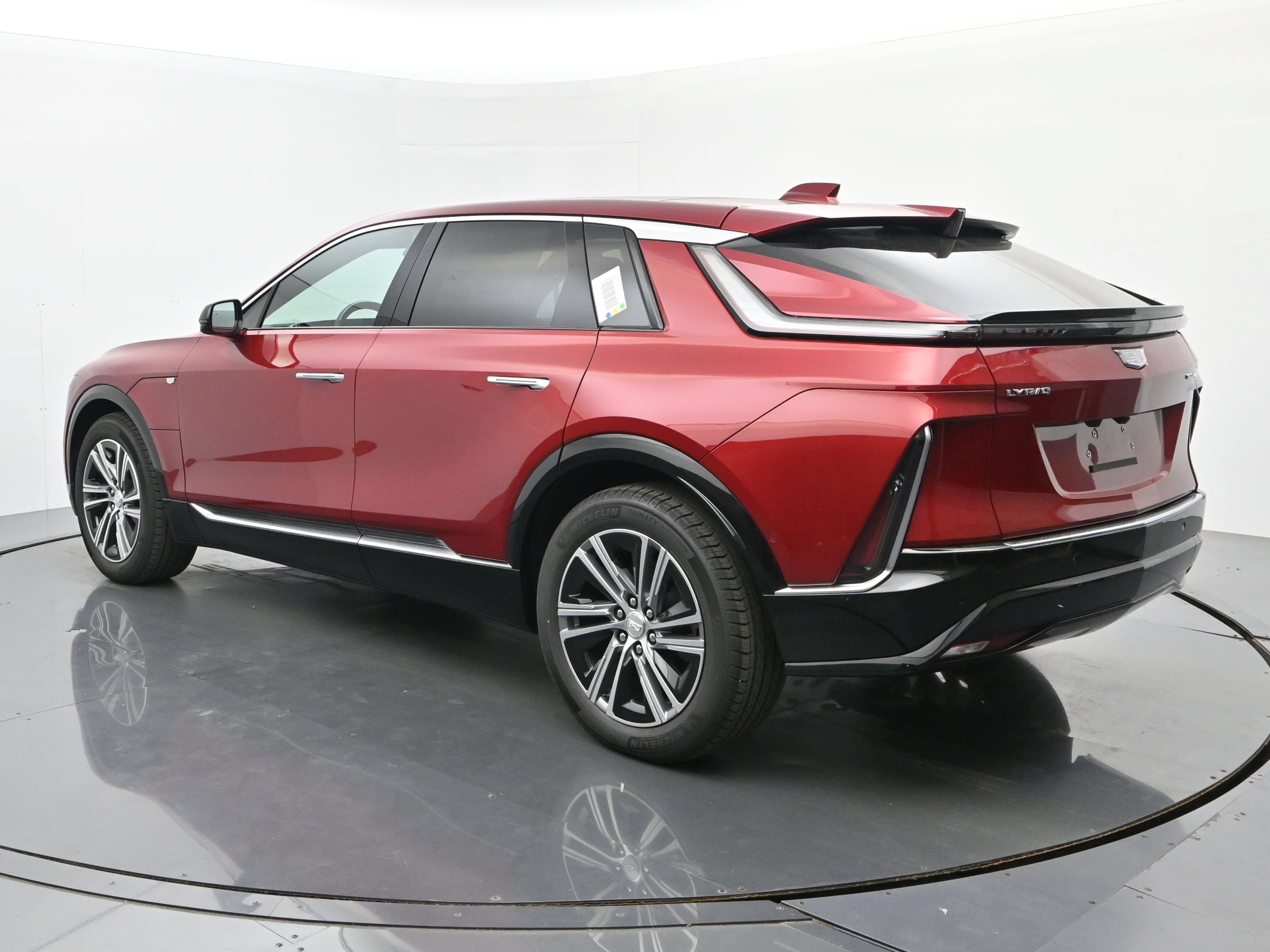 New 2026 Cadillac Lyriq Luxury w/ LPO, Floor Liner Package AWD/4WD image 3