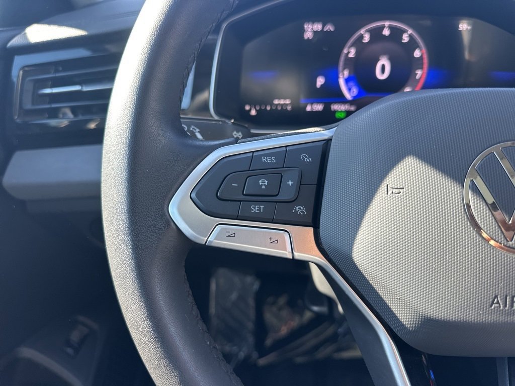 Used 2025 Volkswagen Jetta SE image 15