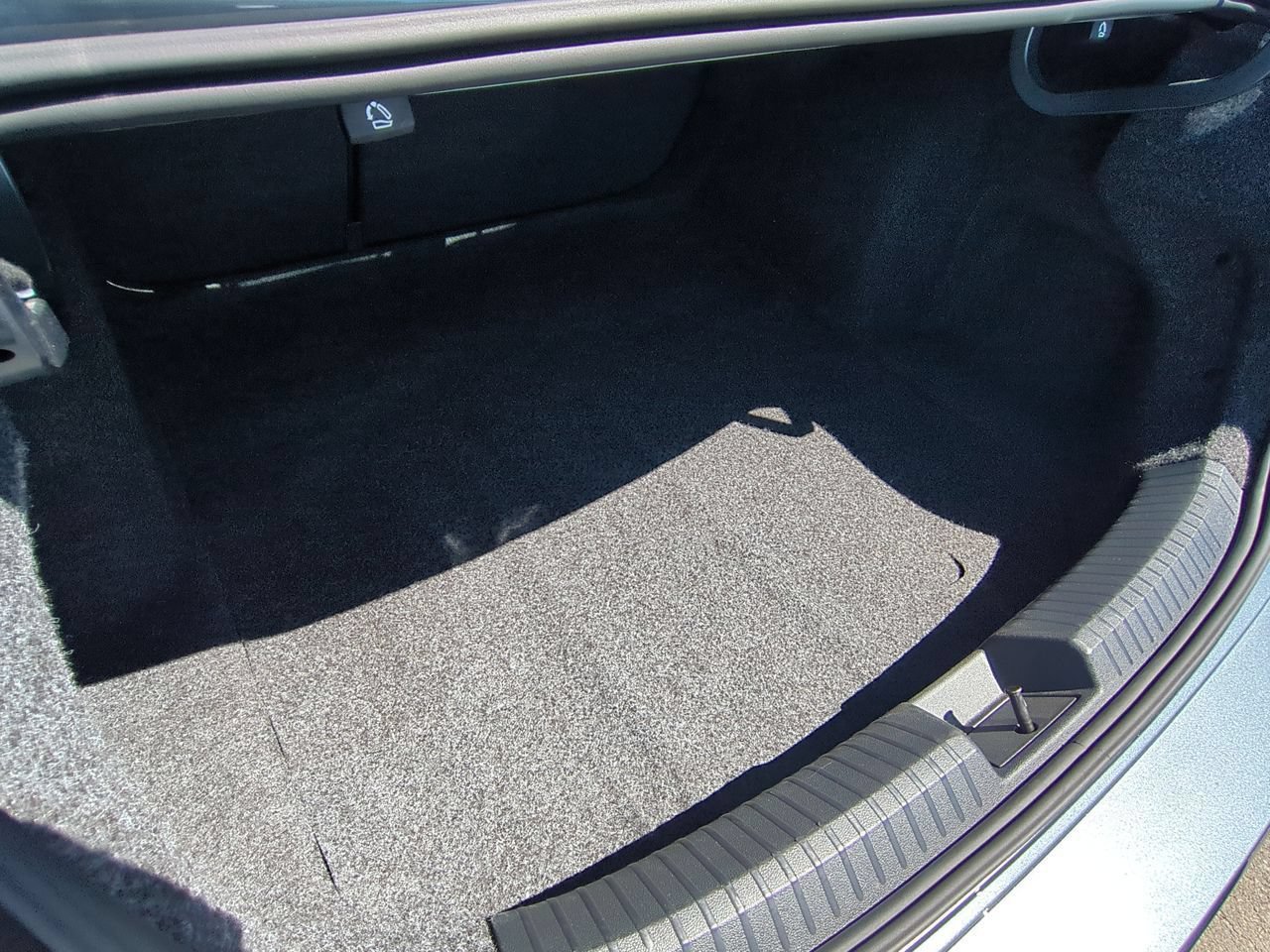 Used 2025 Volkswagen Jetta S FWD image 22