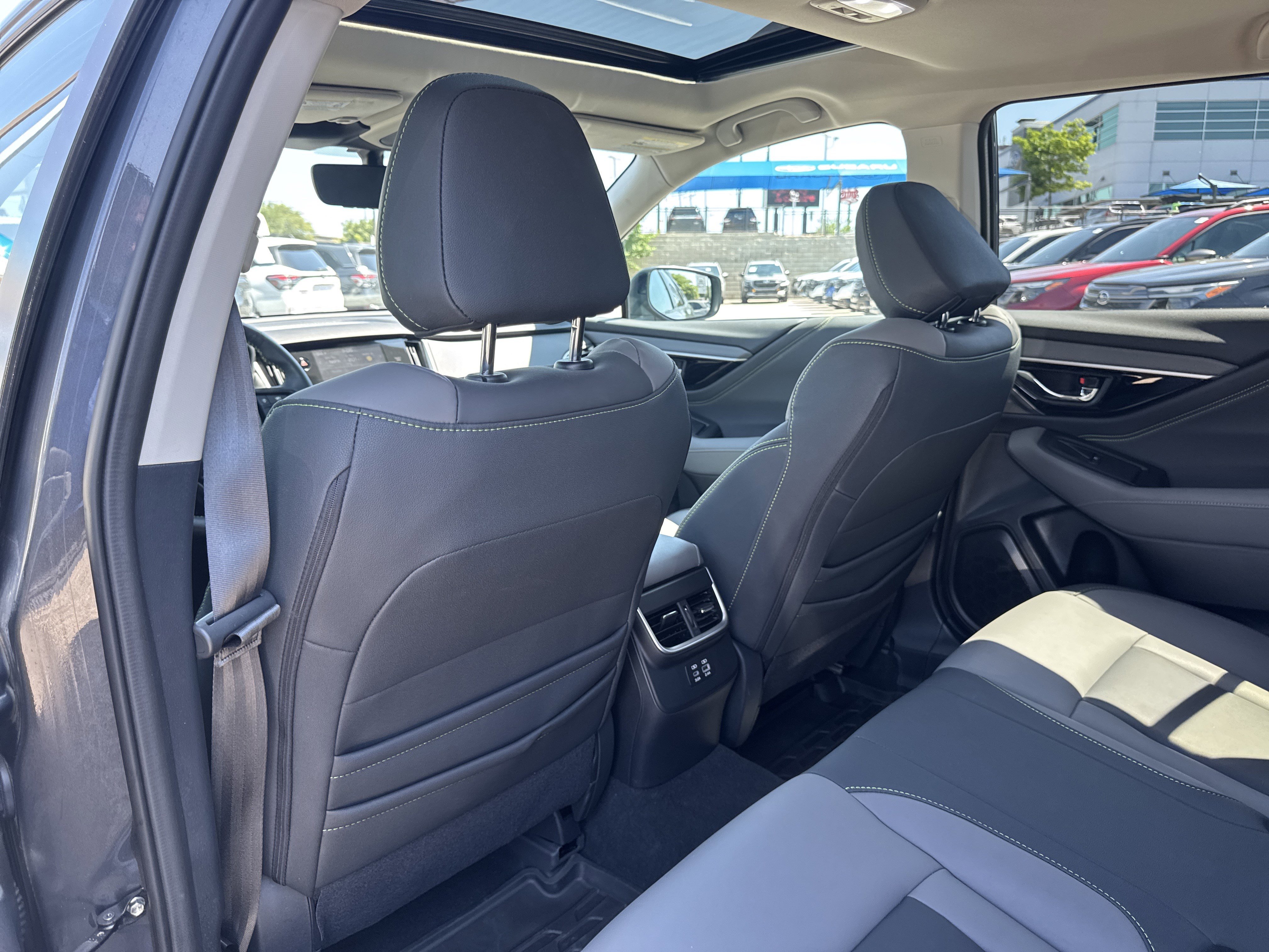 Certified 2024 Subaru Outback Onyx Edition AWD/4WD image 26