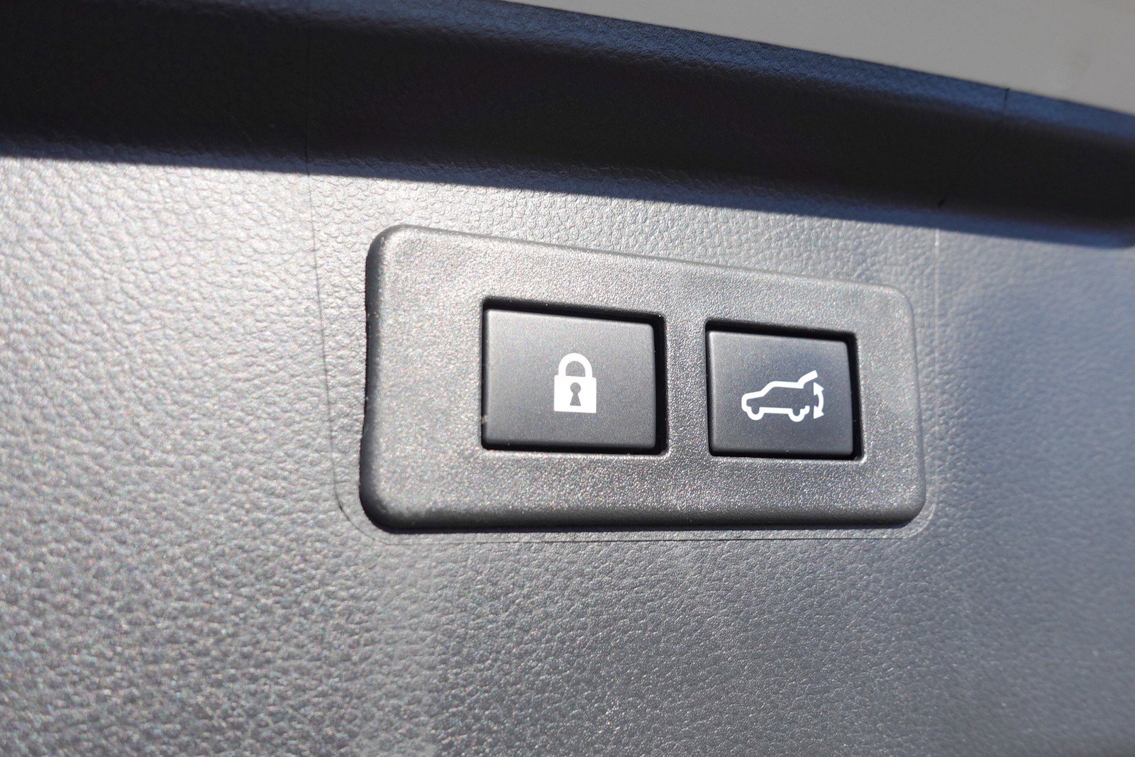 Certified 2025 Subaru Outback Limited image 28