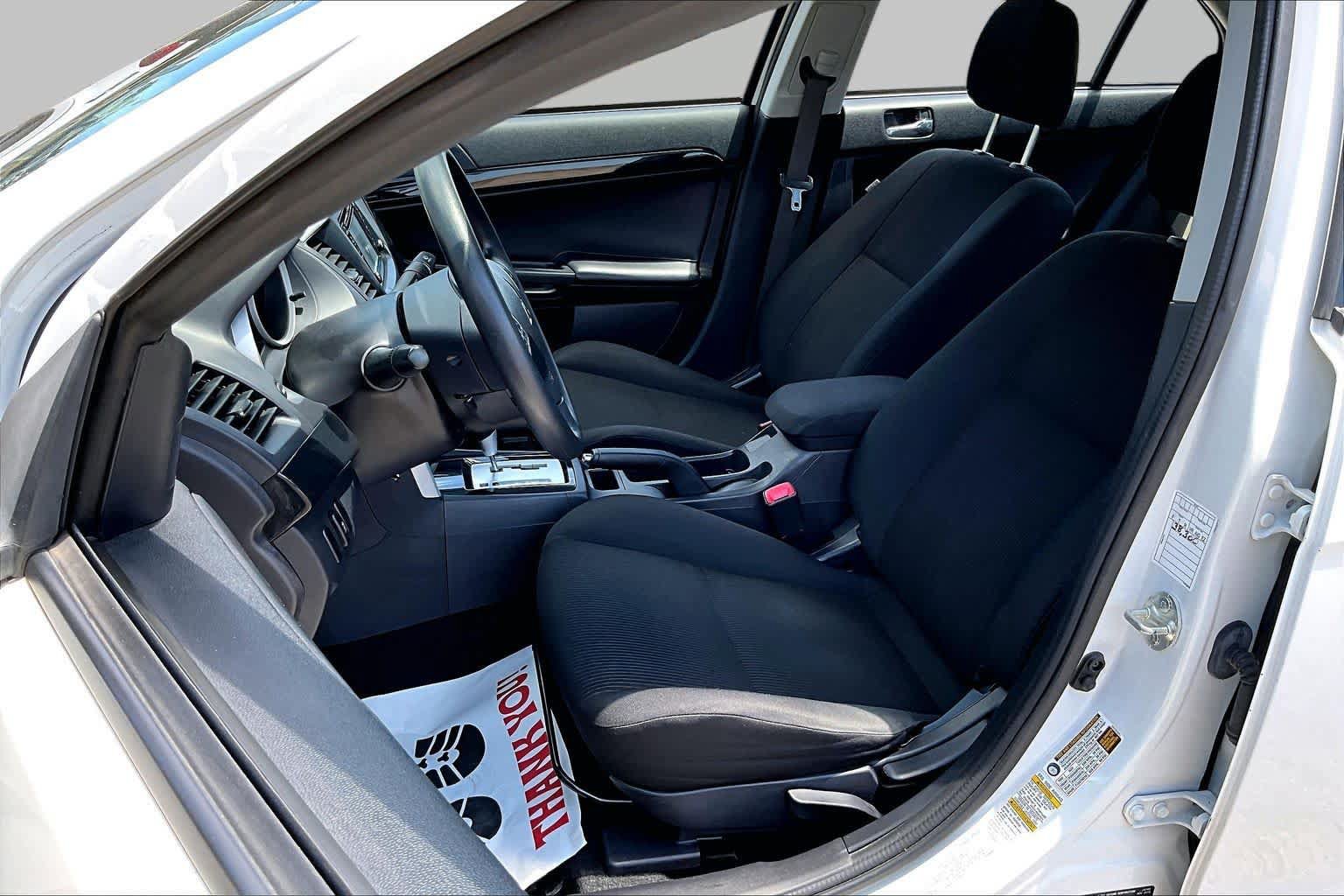 Used 2017 Mitsubishi Lancer ES FWD image 10