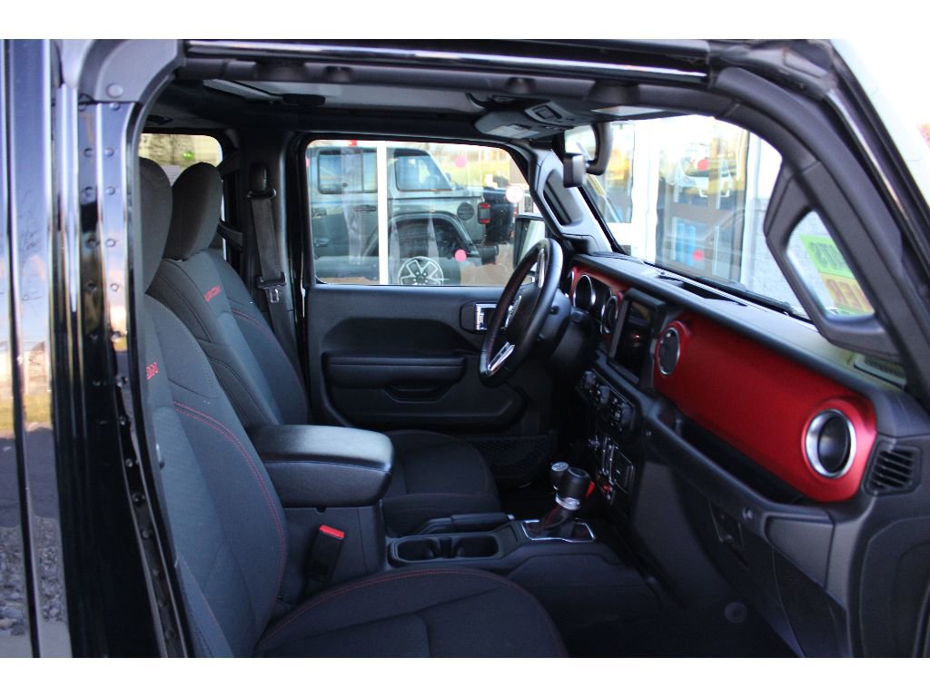 Certified 2022 Jeep Gladiator Rubicon w/ Cold Weather Group image 29