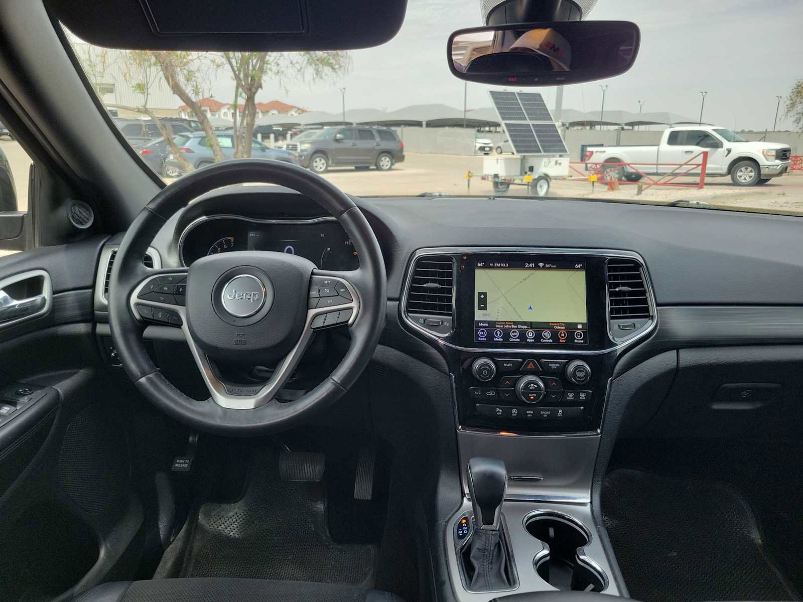 Used 2019 Jeep Grand Cherokee Altitude image 14