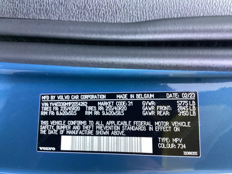 Certified 2023 Volvo C40 P8 Recharge Ultimate AWD/4WD image 39
