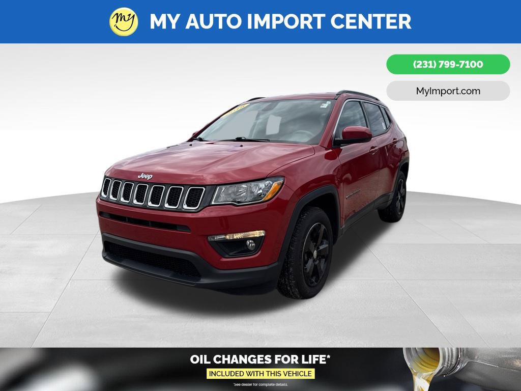Used 2018 Jeep Compass Latitude w/ Popular Equipment Group AWD/4WD image 3