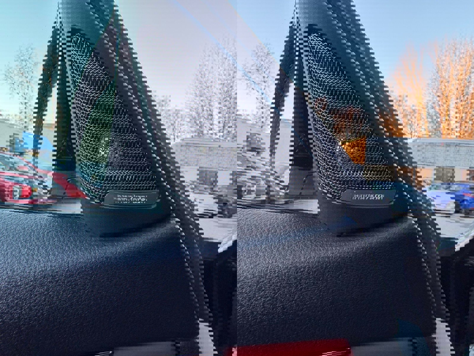 Used 2015 BMW M4 Convertible image 7