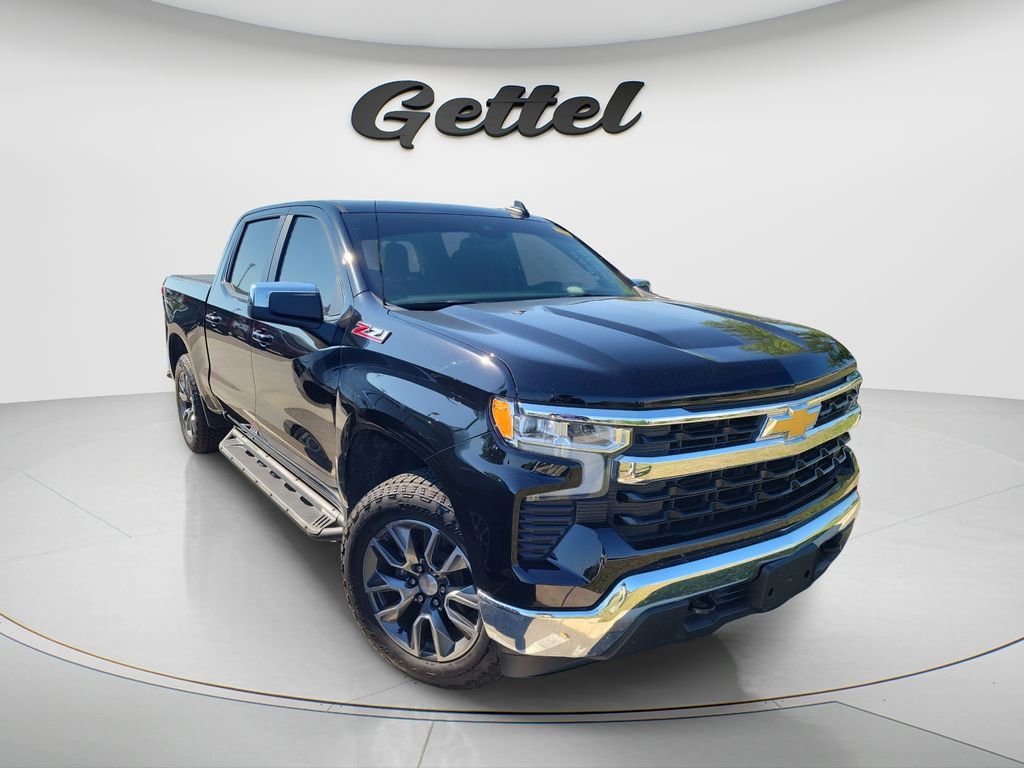 Used 2025 Chevrolet Silverado 1500 LT image 3
