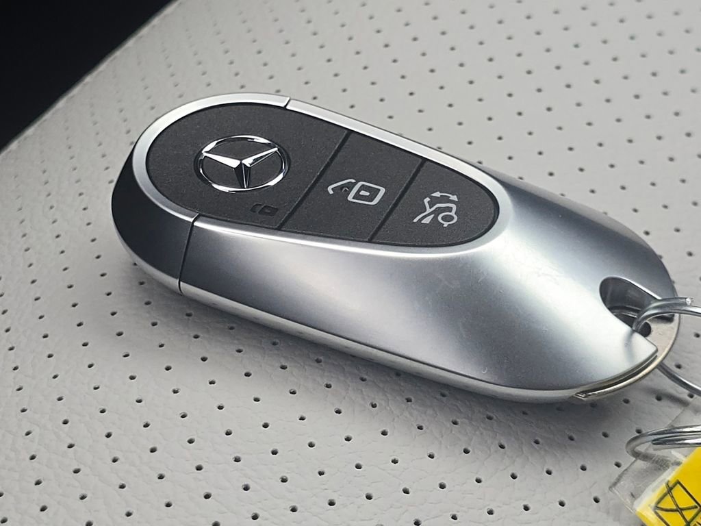 New 2026 Mercedes-Benz GLC 300 4MATIC image 38