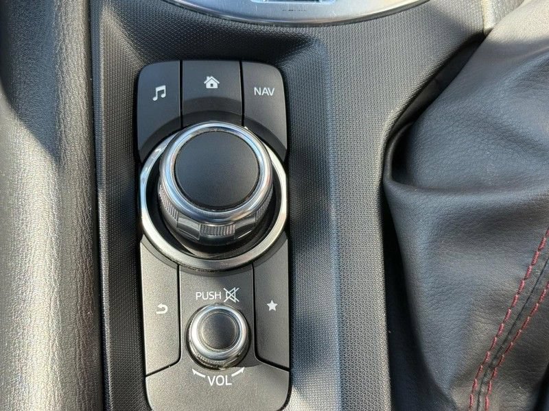 Used 2016 MAZDA MX-5 Miata Grand Touring RWD image 28