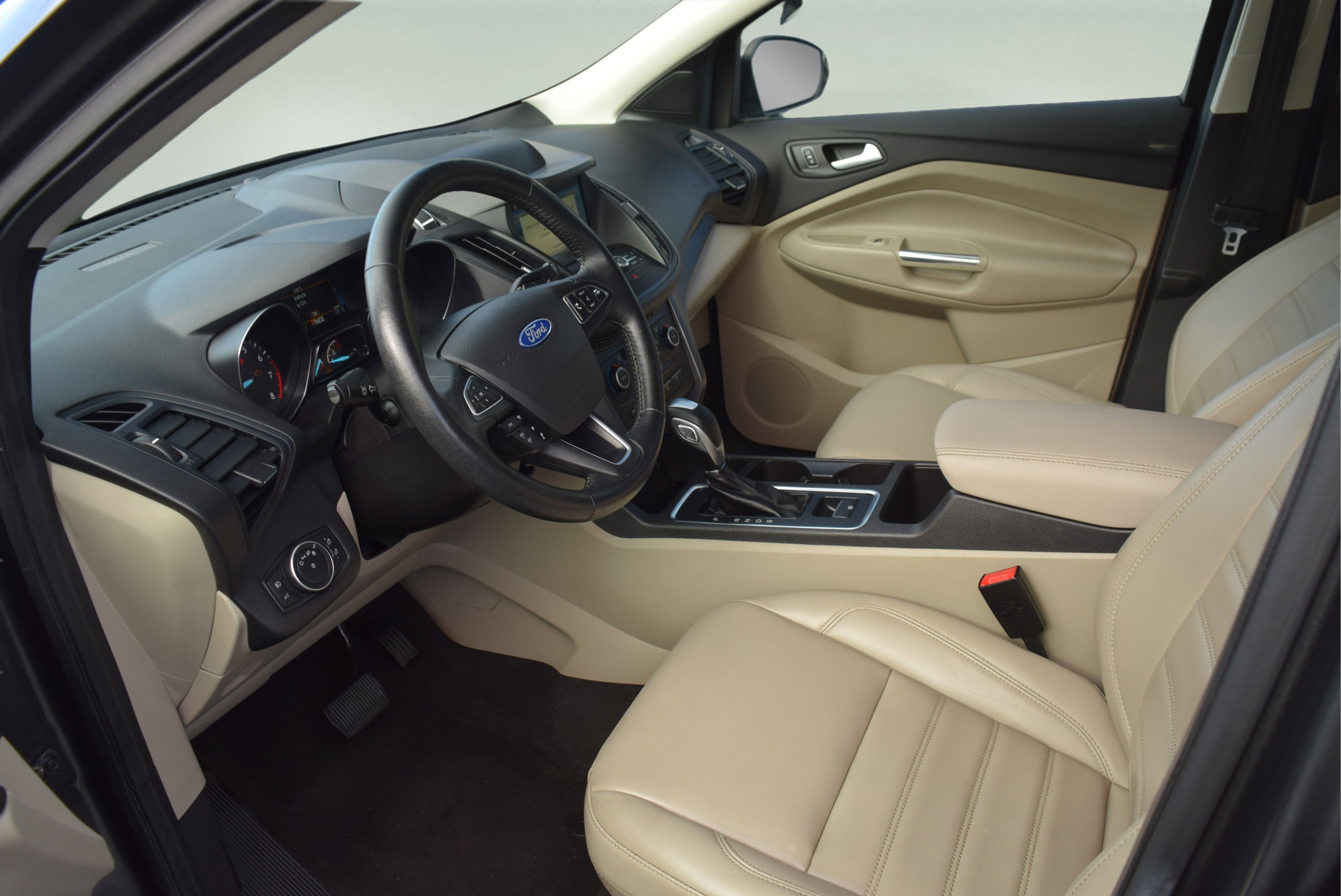 Used 2019 Ford Escape SEL FWD image 9
