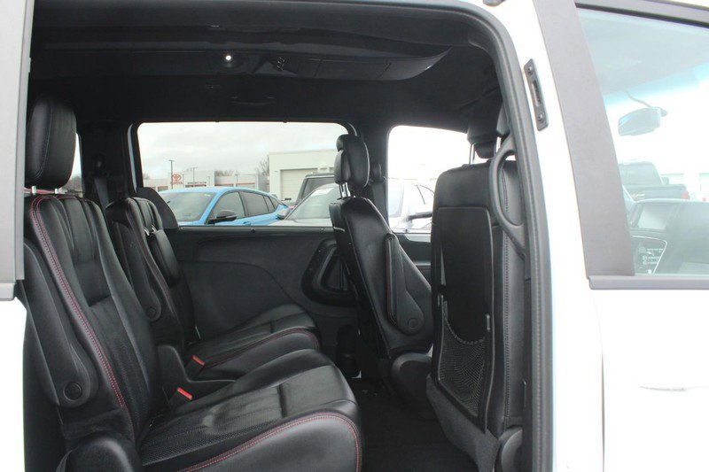 Used 2015 Dodge Grand Caravan R/T w/ Driver Convenience Group image 11