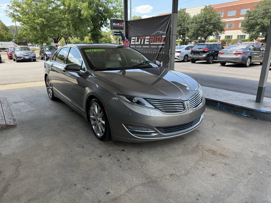 Used 2015 Lincoln MKZ Hybrid w/ Equipment Group 202A Reserve FWD image 3