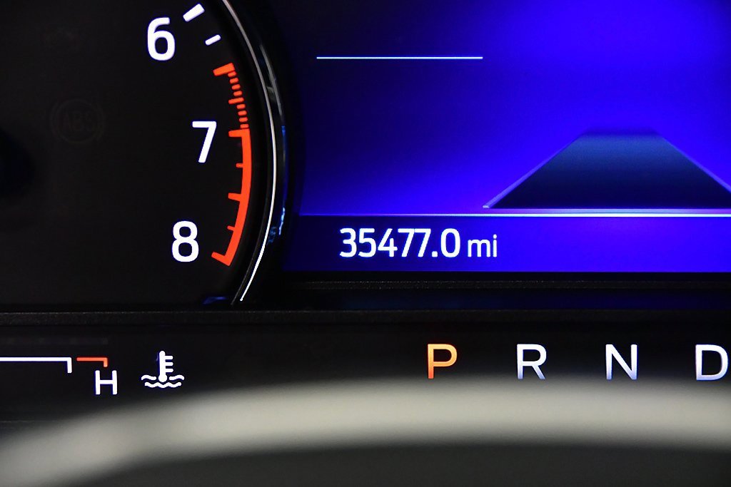 Used 2022 Ford Explorer XLT image 18