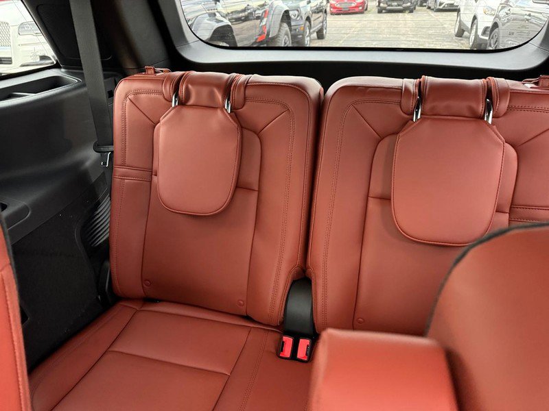 New 2025 Lincoln Aviator Reserve w/ Equipment Group 201A image 12