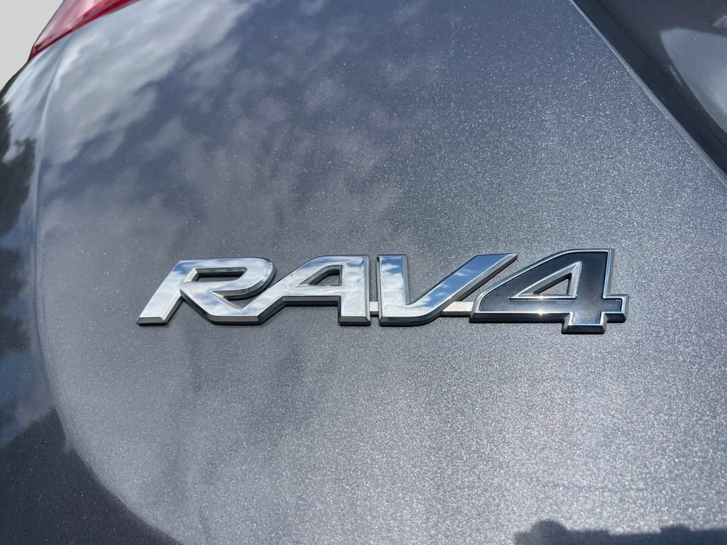 Used 2014 Toyota RAV4 XLE FWD image 16