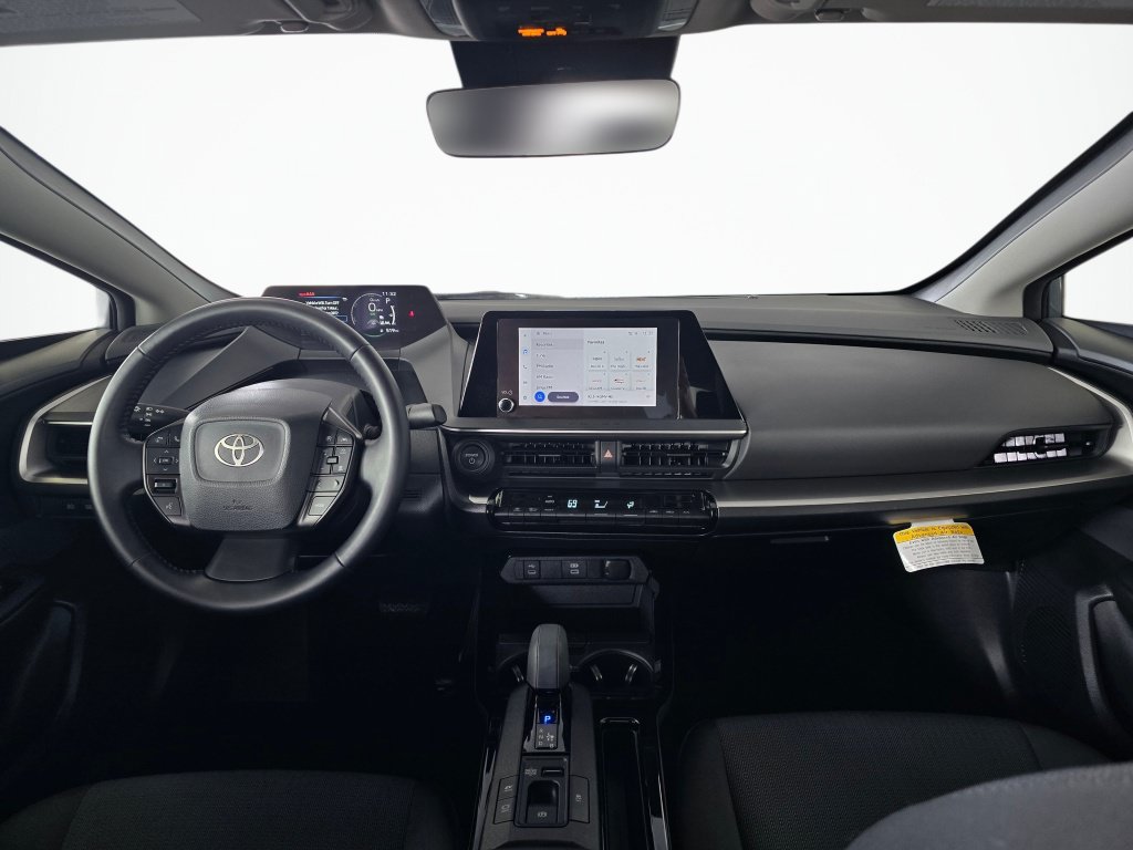 Used 2024 Toyota Prius LE FWD image 32