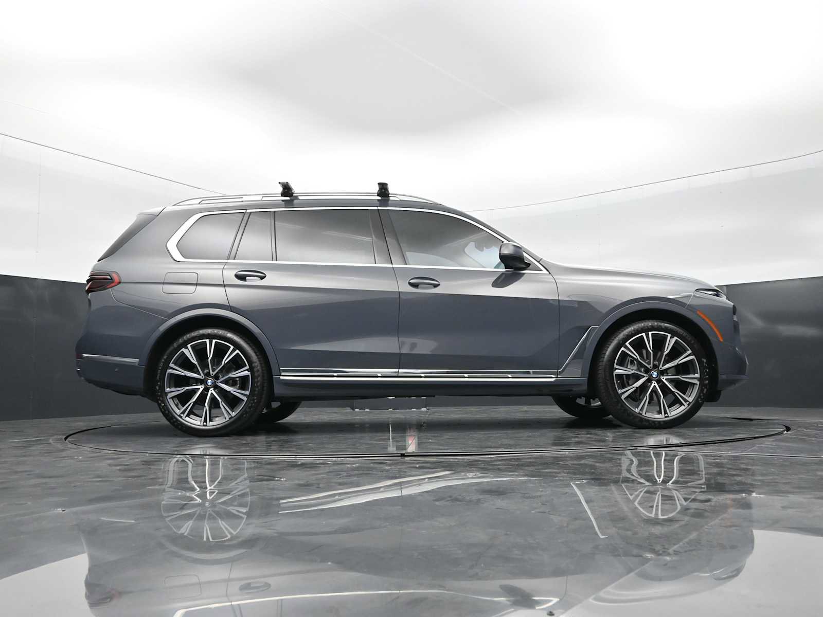 Certified 2023 BMW X7 xDrive40i w/ Executive Package AWD/4WD image 29