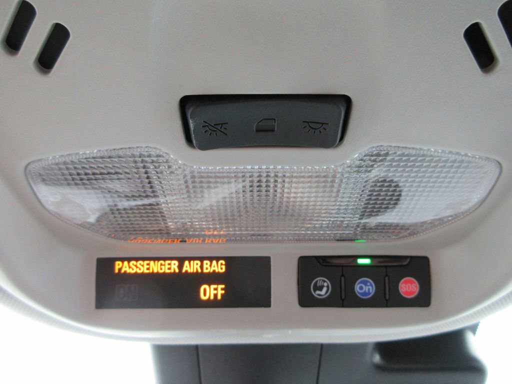 Certified 2025 Chevrolet Trax LS w/ LS Convenience Package FWD image 30