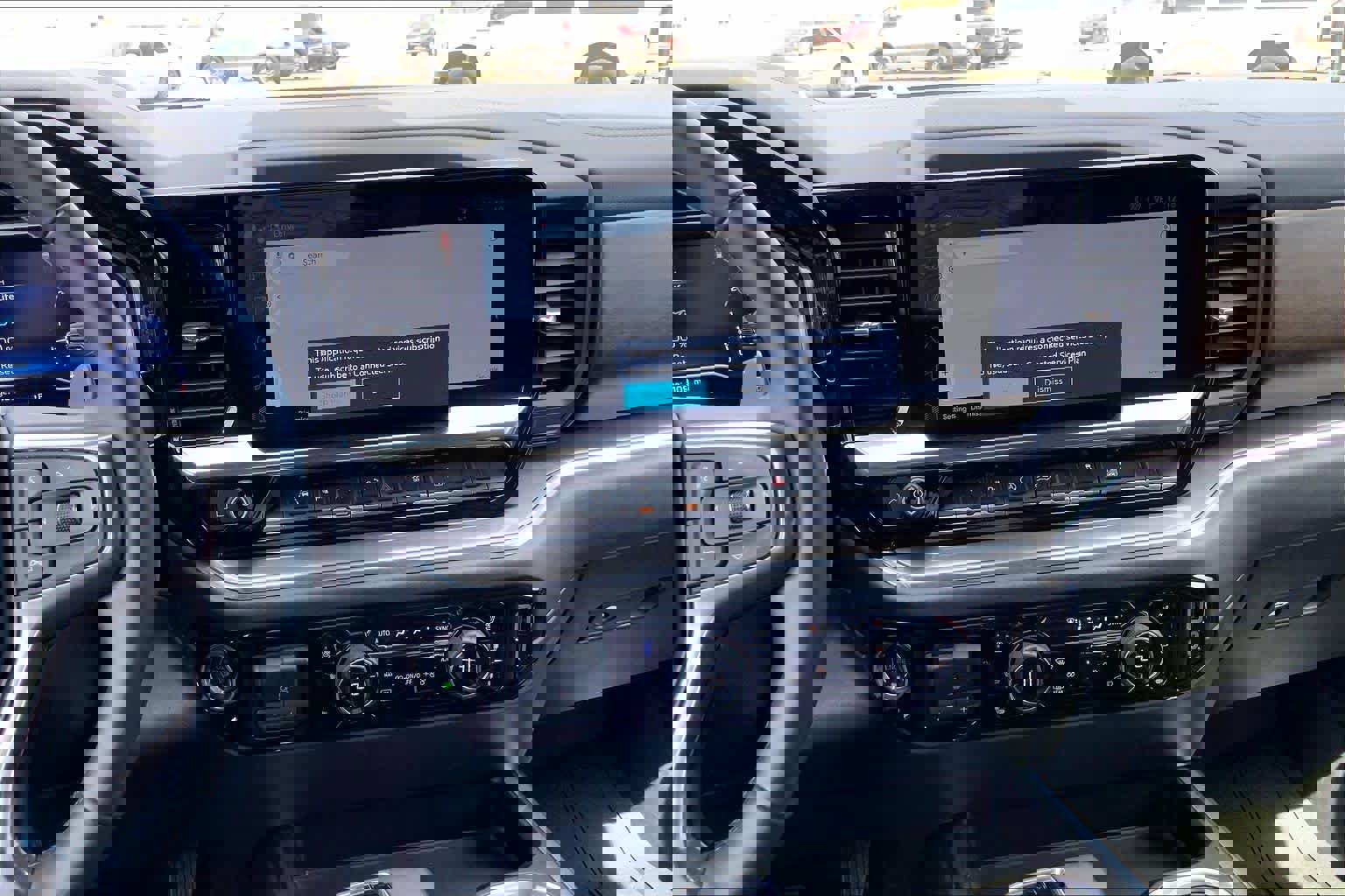 Used 2024 Chevrolet Silverado 1500 High Country w/ Technology Package AWD/4WD image 7