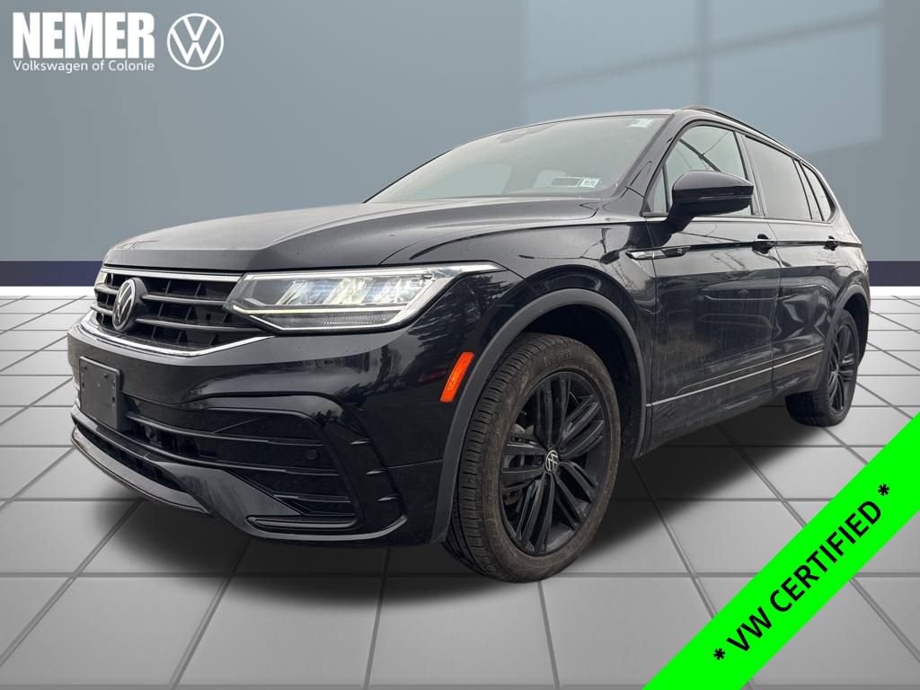 Used 2022 Volkswagen Tiguan SE R-Line