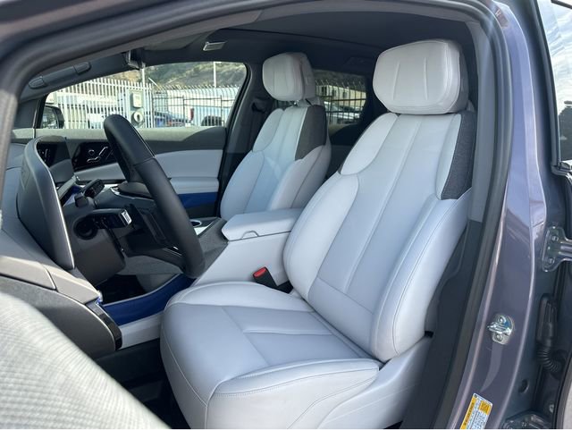 New 2026 Cadillac Optiq Luxury 1 image 24