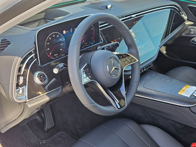 New 2026 Mercedes-Benz E 350 Sedan video 3