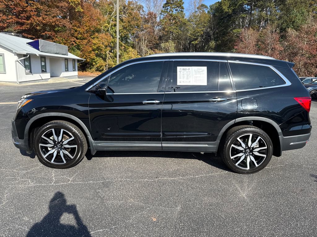 Used 2021 Honda Pilot Touring image 2