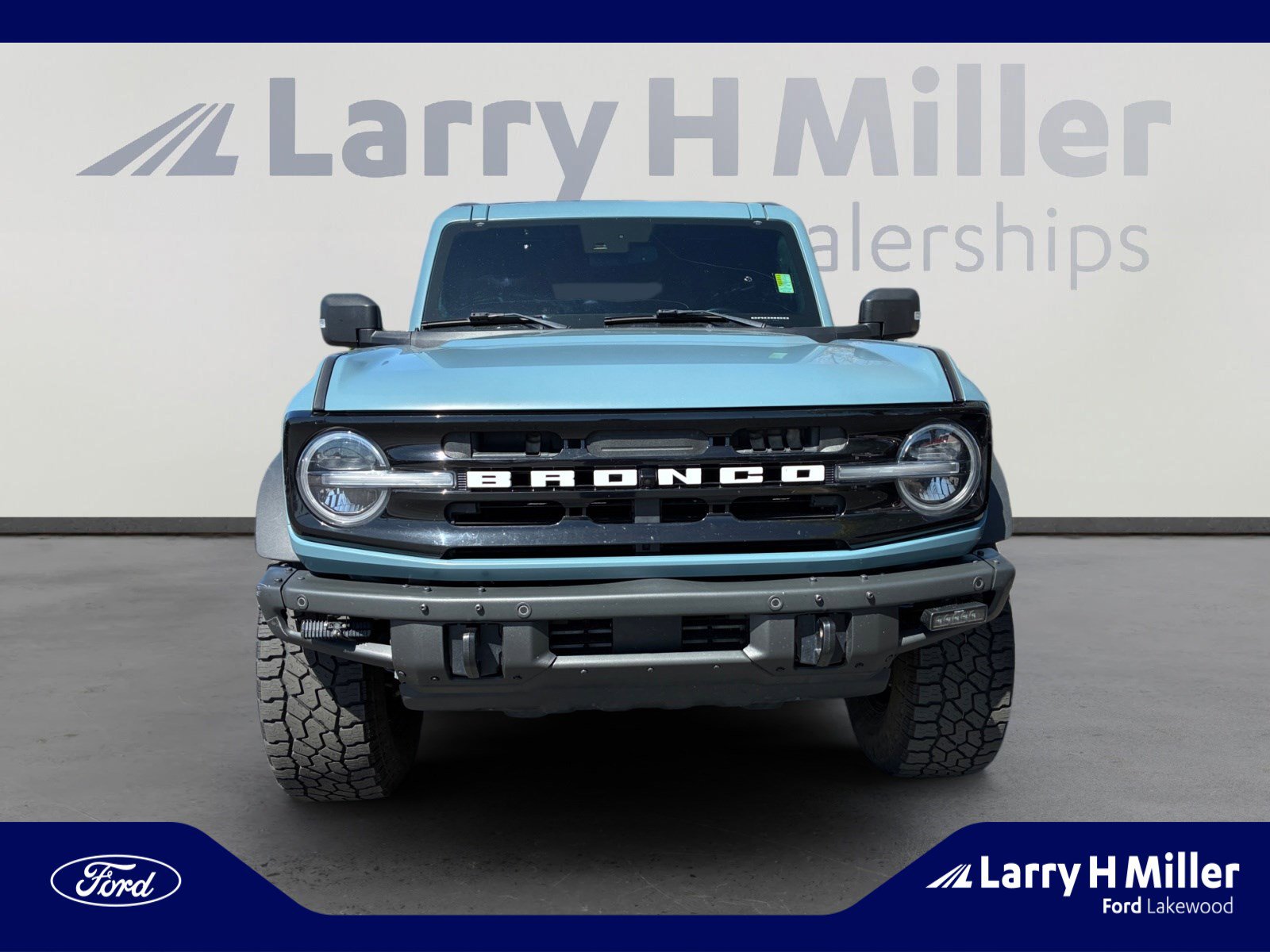 Used 2023 Ford Bronco Outer Banks w/ Sasquatch Package AWD/4WD image 8