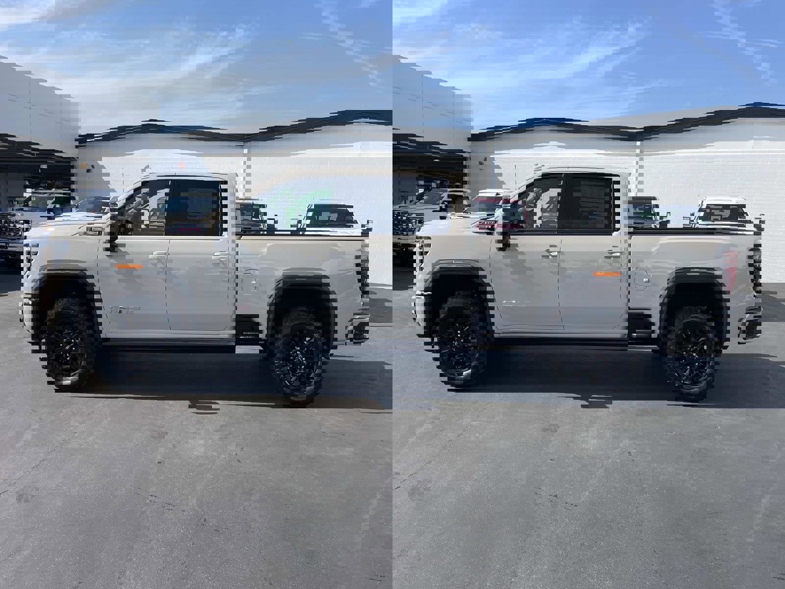 New 2026 GMC Sierra 2500 AT4 w/ AT4 Premium Plus Package image 3