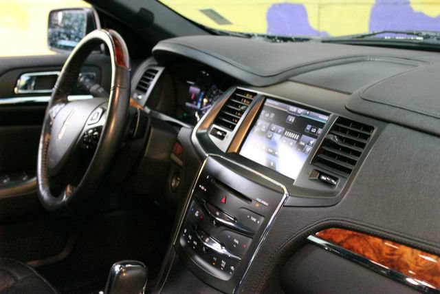 Used 2013 Lincoln MKS AWD image 10