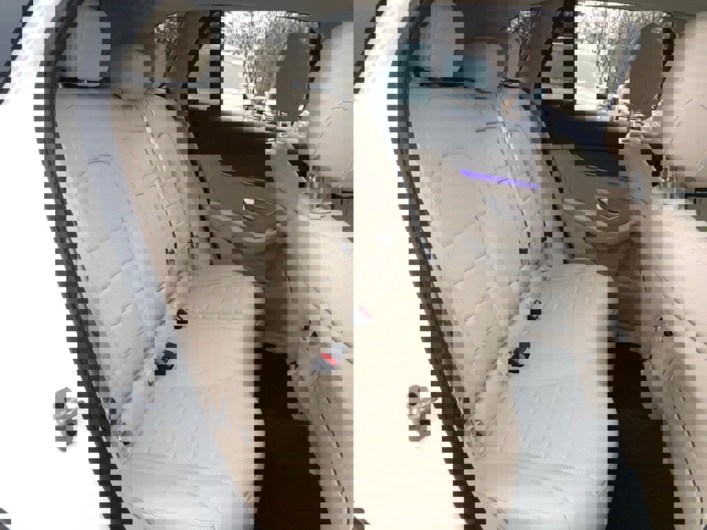 Used 2022 Mercedes-Benz GLC 300 4MATIC image 36