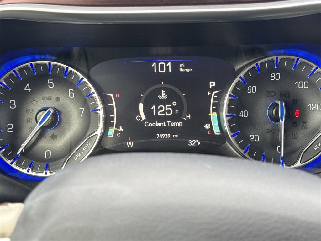 Certified 2019 Chrysler Pacifica Limited w/ Tire & Wheel Group image 12