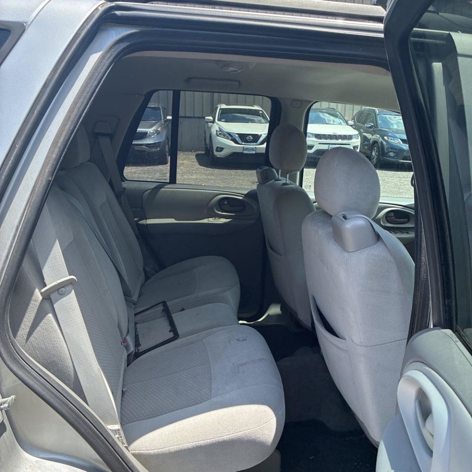 Used 2008 Chevrolet TrailBlazer 4WD image 18