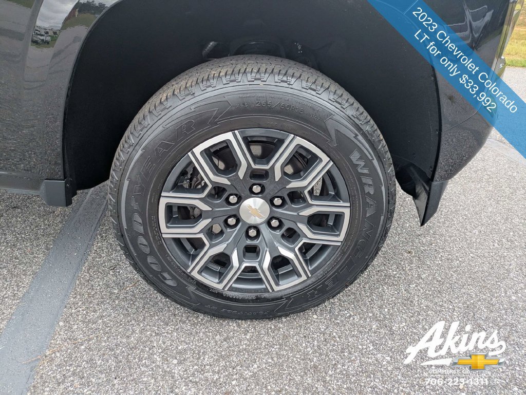 Used 2023 Chevrolet Colorado LT w/ LT Convenience Package III AWD/4WD image 12