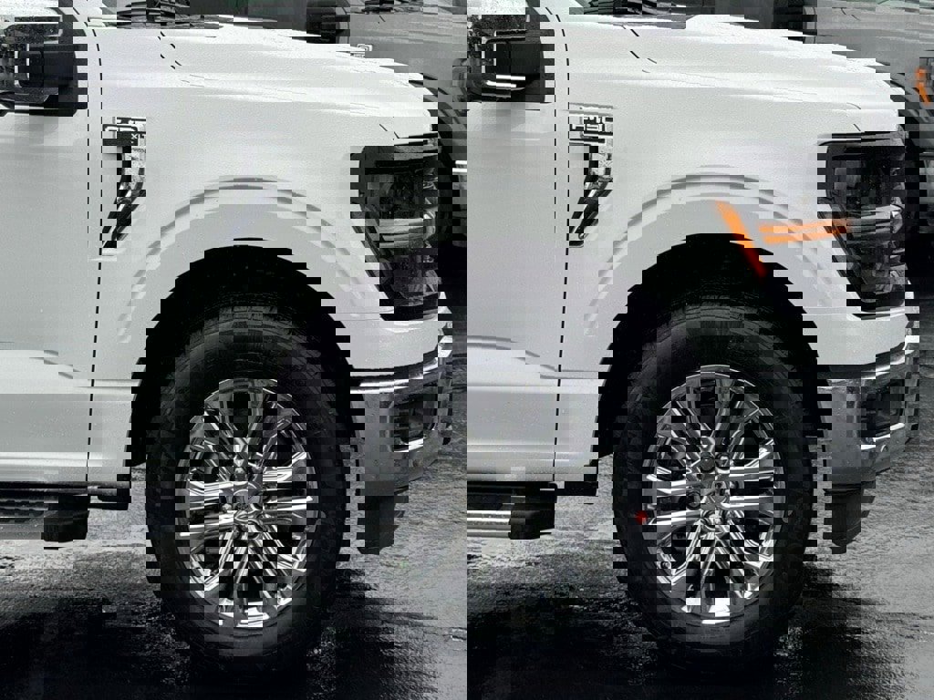 New 2025 Ford F150 XLT w/ Equipment Group 302A MID image 47