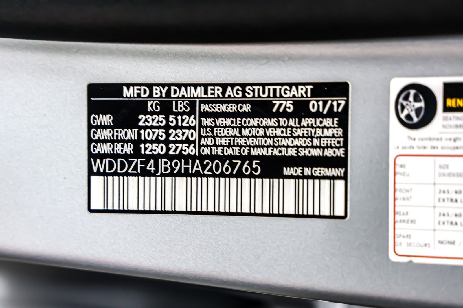 Used 2017 Mercedes-Benz E 300 image 25