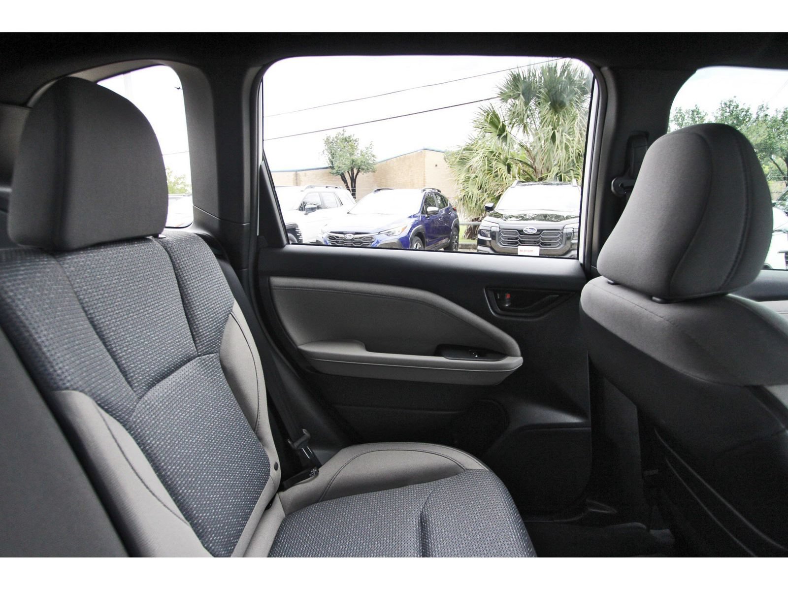 Certified 2025 Subaru Forester Premium AWD/4WD image 12