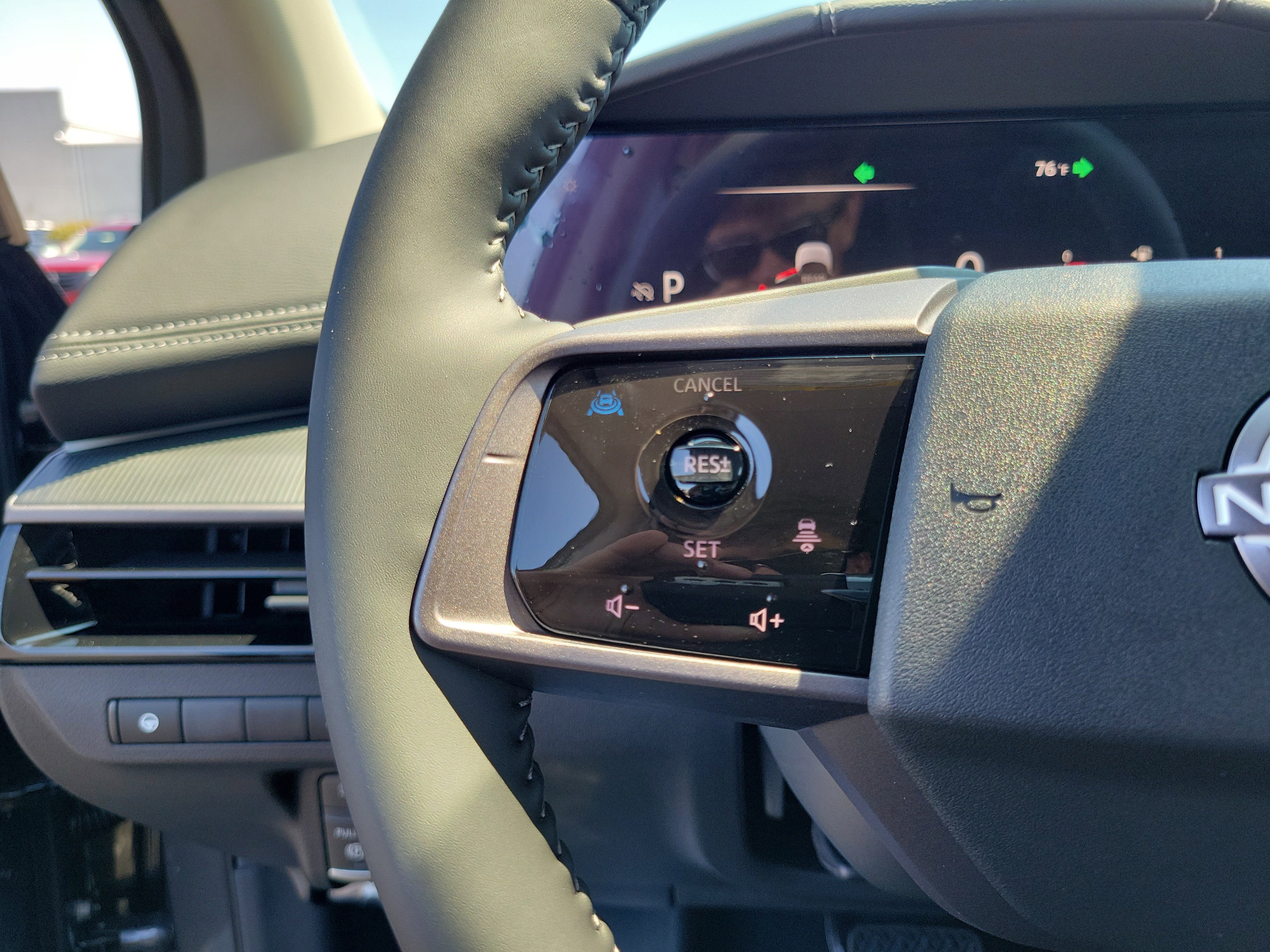 Used 2025 Nissan Murano SV w/ Cargo Package image 23