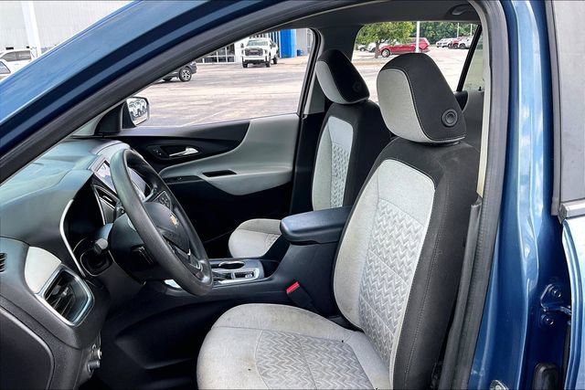 Used 2024 Chevrolet Equinox LS w/ LS Convenience Package FWD image 21