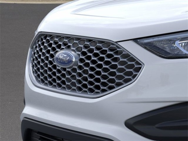 New 2024 Ford Edge SE image 17